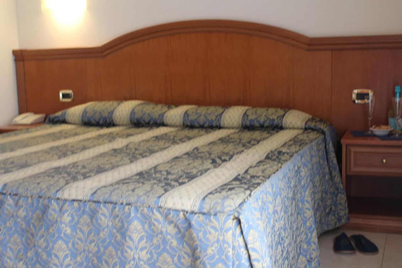 Hotel Concorde Sant'Egidio alla Vibrata Luaran gambar
