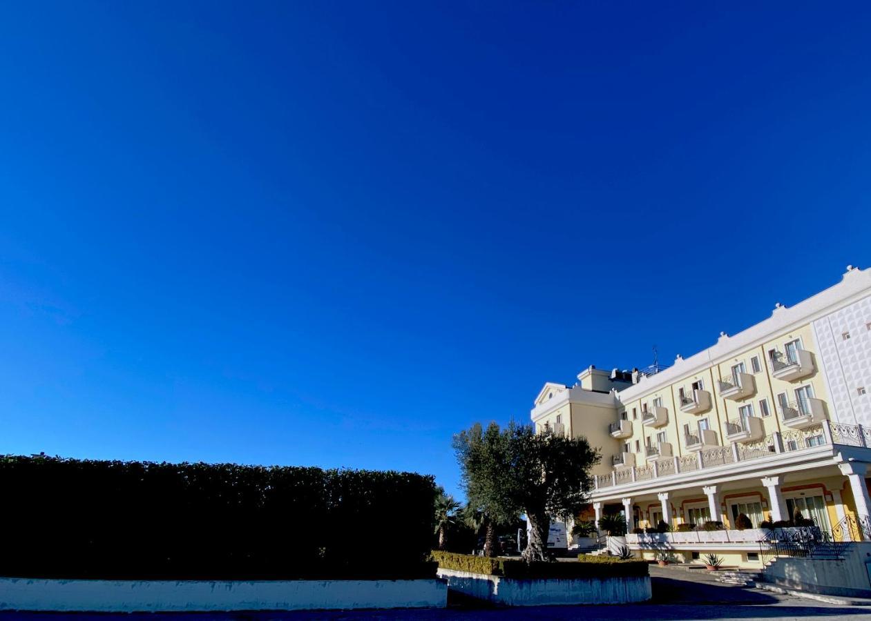 Hotel Concorde Sant'Egidio alla Vibrata Luaran gambar