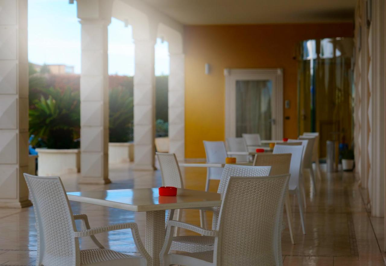Hotel Concorde Sant'Egidio alla Vibrata Luaran gambar