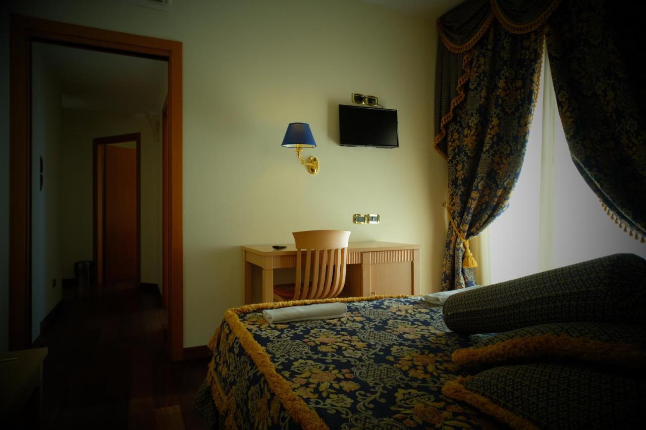 Hotel Concorde Sant'Egidio alla Vibrata Luaran gambar