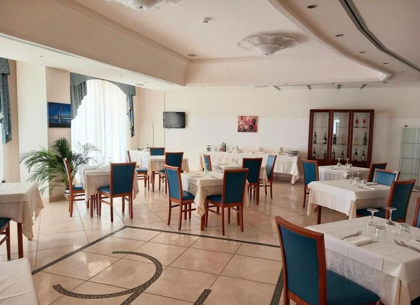 Hotel Concorde Sant'Egidio alla Vibrata Luaran gambar
