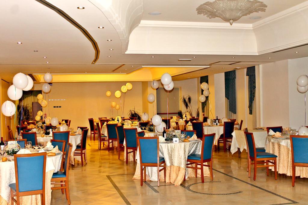 Hotel Concorde Sant'Egidio alla Vibrata Luaran gambar
