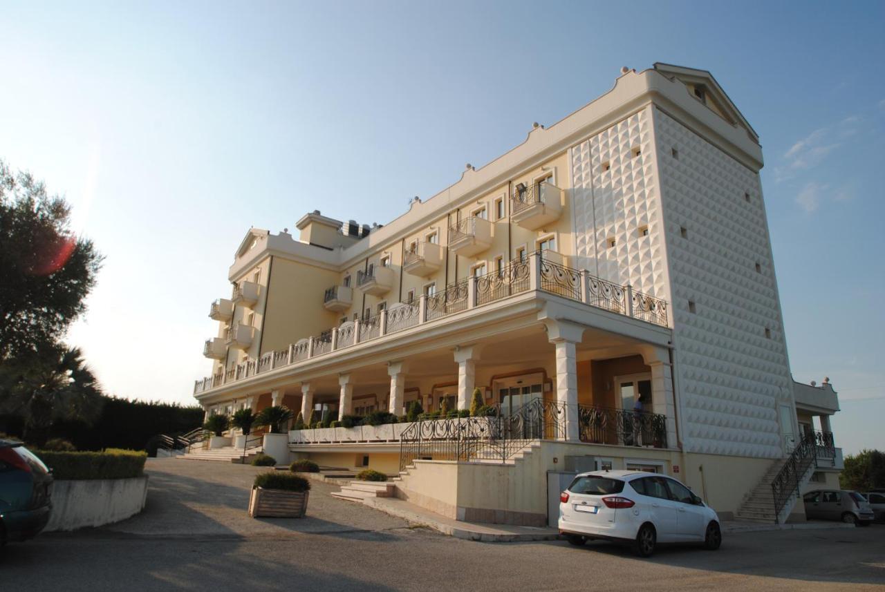 Hotel Concorde Sant'Egidio alla Vibrata Luaran gambar